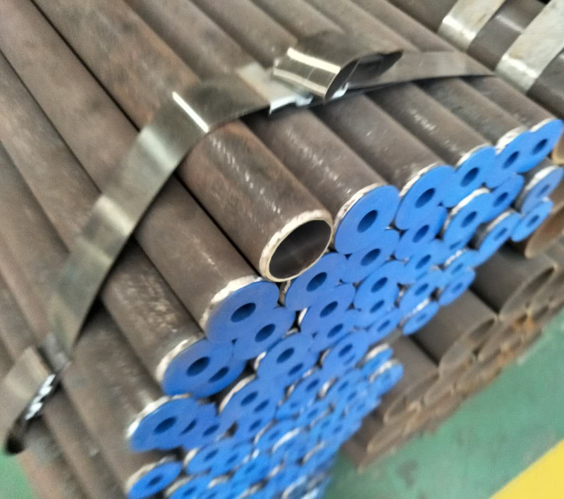碳鋼管內襯不銹鋼復合管